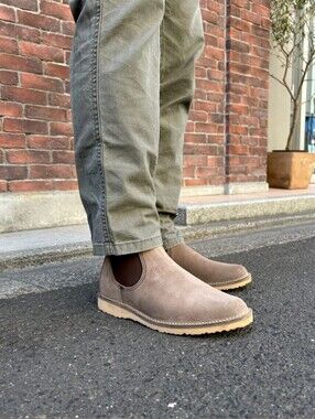 RED WING Weekender Chelsea Boots